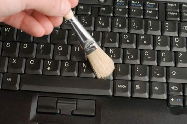 nettoyer clavier ordinateur
