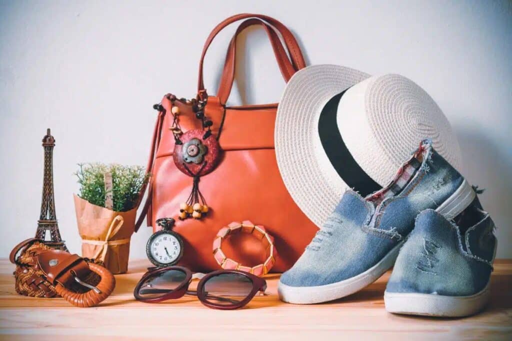 Accessoires tendances : mixer mode, déco et objets lifestyle