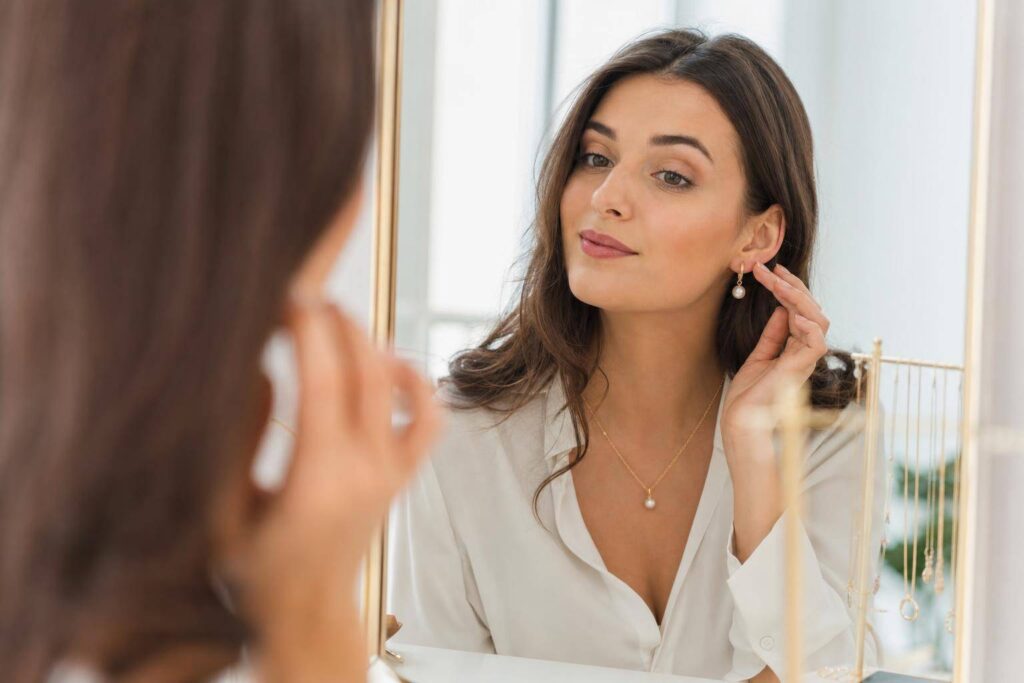 Comment choisir un bijou qui met votre visage en valeur ?